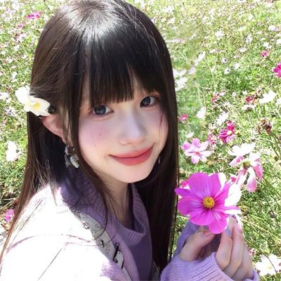 提前登录游戏,开局联姻女帝